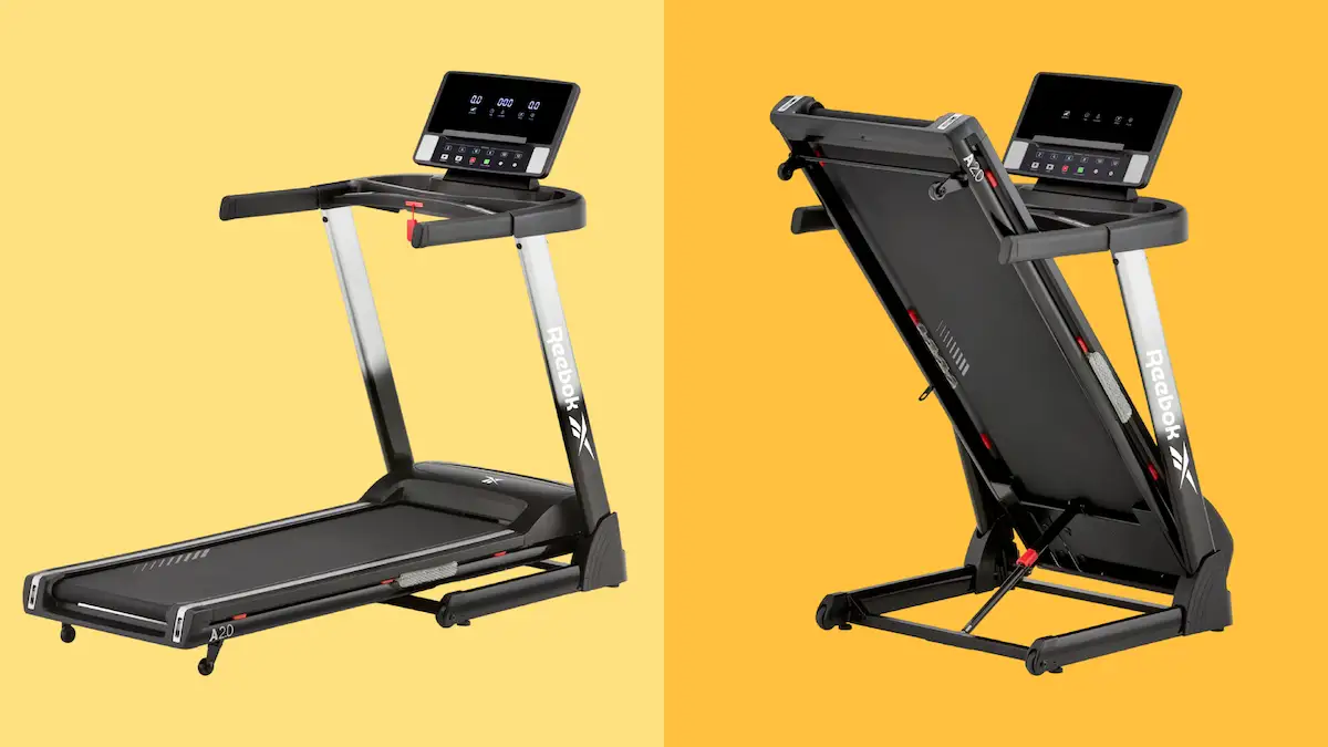 Caminadora Reebok en posición normal y plegada