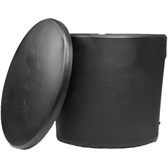 Cold plunge Ice Barrel 300 by Ice Barrel